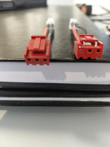 BC002-3W SUPPLIED WITH PLUG AND PINS