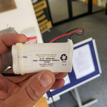 2/400LAHT-A-C001F 2.4V SBS LAHT NI-MH C001F Connector